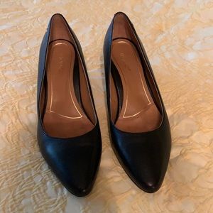 Vionic Petunia Heels